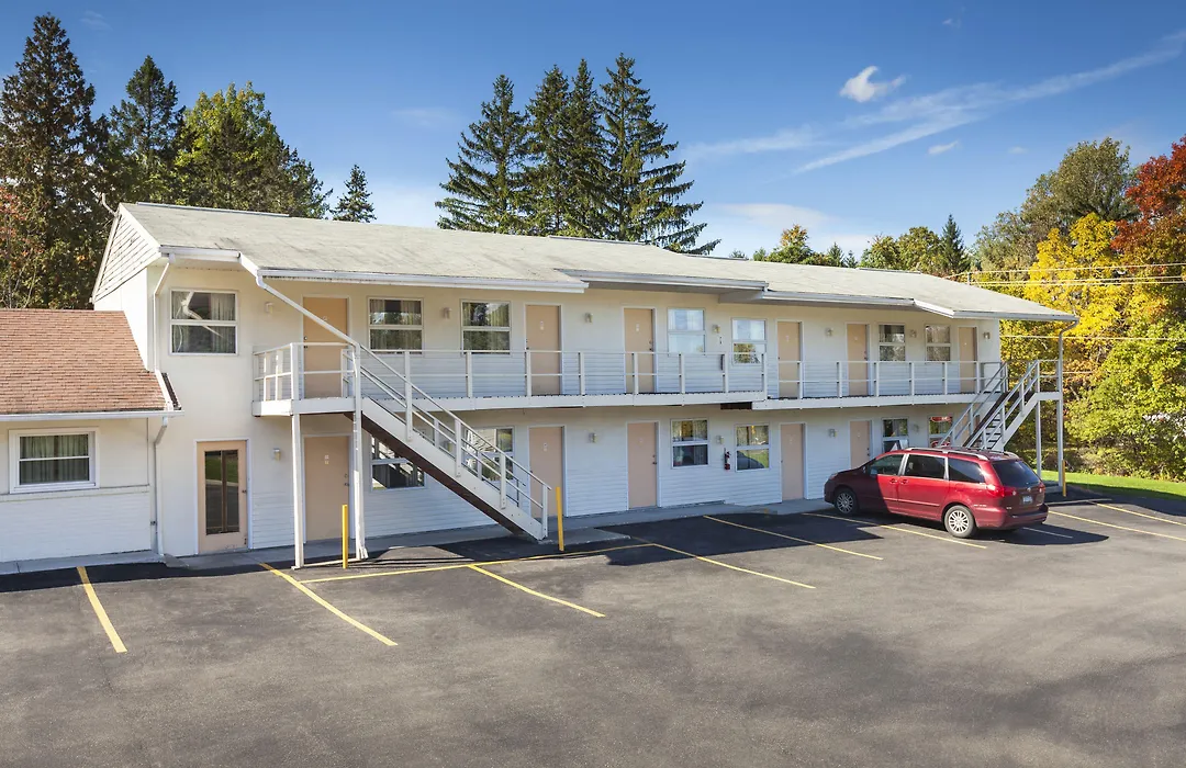 The Springwater Inn-1